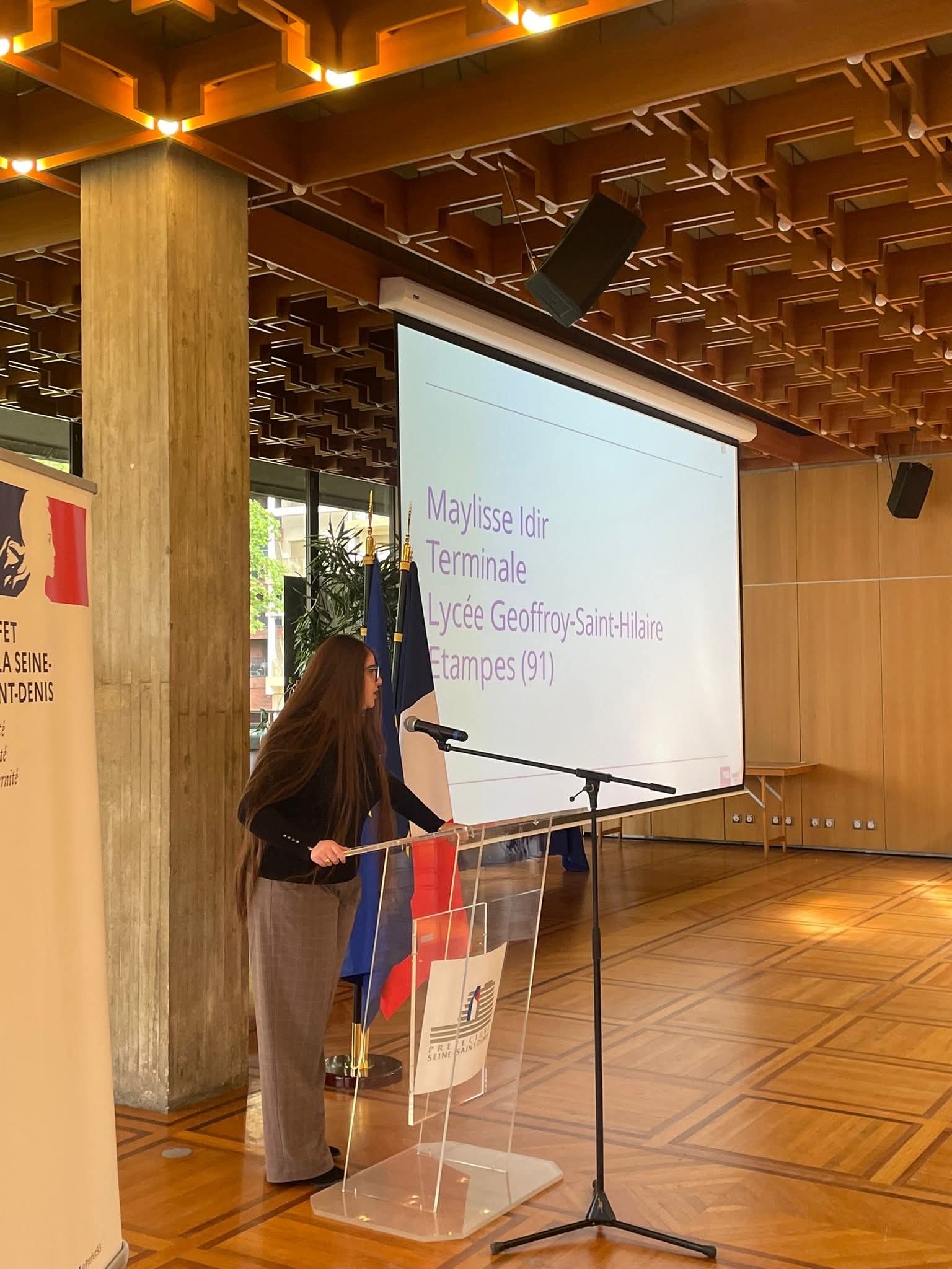 Maylisse Idir, lycée Geoffroy-Saint-Hilaire